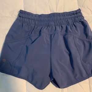 Lululemon tracker shorts
